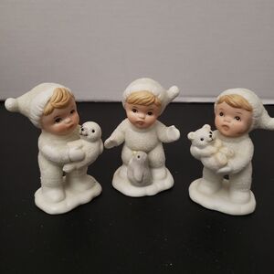 Homco Snow Babies  Holiday Figurines Set Of 3